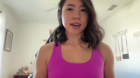 Jade Love online show from March 6, 2025, 8:05 pm