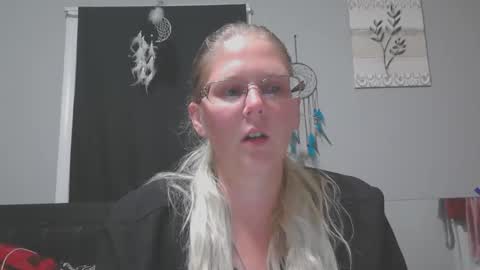 JadeLuv online show from September 30, 2025, 1:10 am