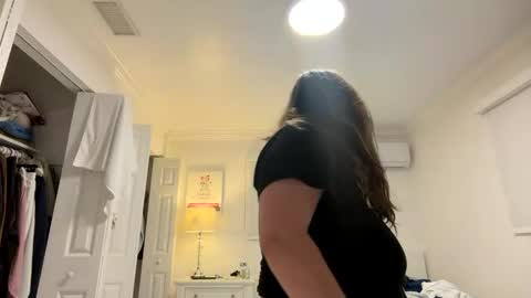 jademonroe0522 online show from October 21, 2025, 11:00 am