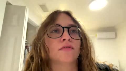 jademonroe0522 online show from November 20, 2025, 11:32 am