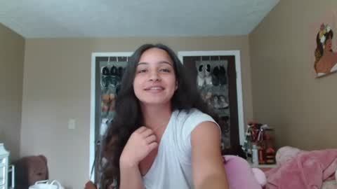 Snapshot of jadesantanna chatting on July 6, 2026, 8:00 pm Jade Santanna online show from July 6, 2026, 8:00 pm