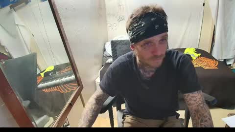 showingitoff online show from April 15, 2026, 6:31 am