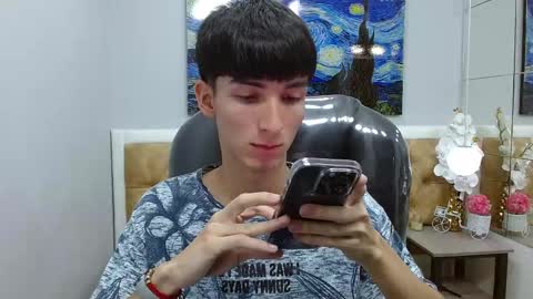 Snapshot of jake_evanss_ chatting on December 15, 2025, 3:33 am JAKE online show from December 15, 2025, 3:33 am