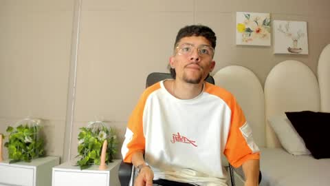 Snapshot of jake_miller__ chatting on May 14, 2026, 8:04 pm Jake online show from May 14, 2026, 8:04 pm