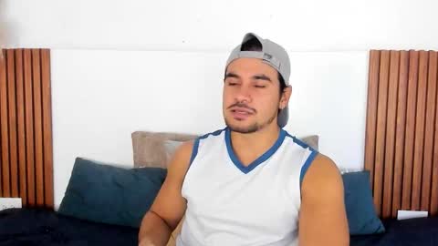 Jake  online show from November 28, 2025, 3:42 am