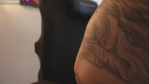 jake_murphy online show from November 11, 2025, 9:48 pm