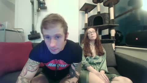 Snapshot of jakefoundglory chatting on November 25, 2025, 10:21 pm Jake online show from November 25, 2025, 10:21 pm