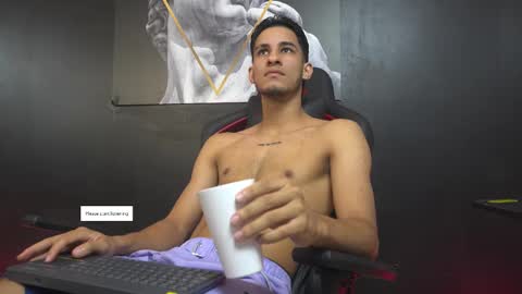 Snapshot of jakemoxley chatting on November 25, 2025, 12:16 pm JakeMoxley online show from November 25, 2025, 12:16 pm