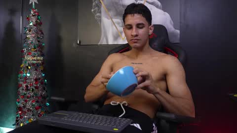 Snapshot of jakemoxley chatting on December 21, 2025, 5:20 pm JakeMoxley online show from December 21, 2025, 5:20 pm