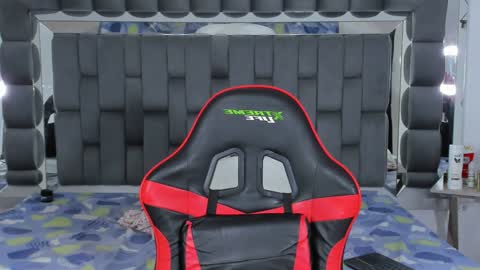 my name is sebas If you come here dont hesitate to say hello Im a guy who really likes having conversations and having hot online show from February 4, 2025, 3:54 am