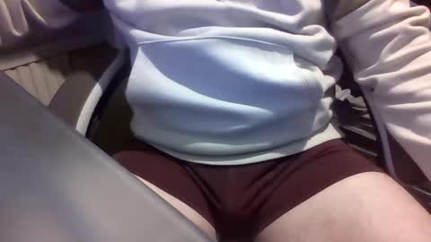 jakieg010 online show from April 26, 2026, 1:58 am