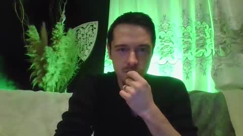 jakjakrabbit online show from November 12, 2025, 1:06 am