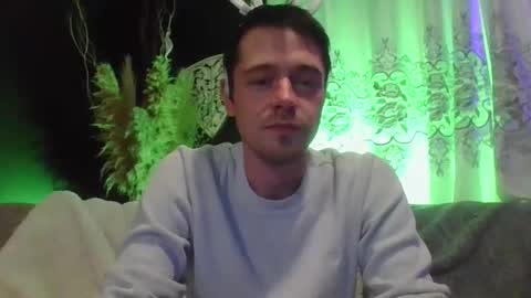 jakjakrabbit online show from November 15, 2025, 1:14 am