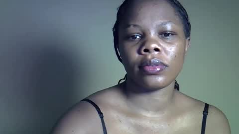 Snapshot of jalia12 chatting on June 15, 2026, 6:37 am jalia12 online show from June 15, 2026, 6:37 am