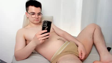 Hey there Im Jame online show from April 15, 2026, 3:46 am