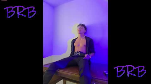 LeonardoInsta LeonardoperezcoPvt open online show from May 25, 2026, 6:52 am