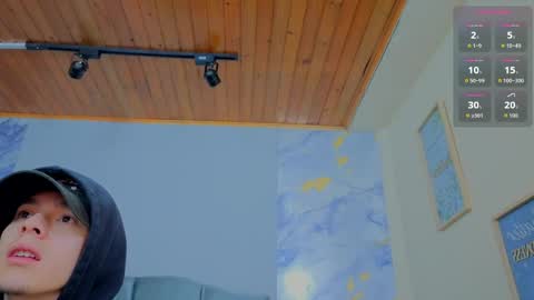 james_adamss_ online show from April 21, 2026, 1:17 pm