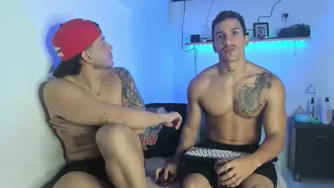 james_and_max online show from April 9, 2026, 1:05 am