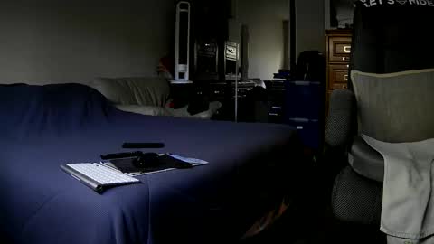 James Bondage online show from April 19, 2026, 5:01 pm