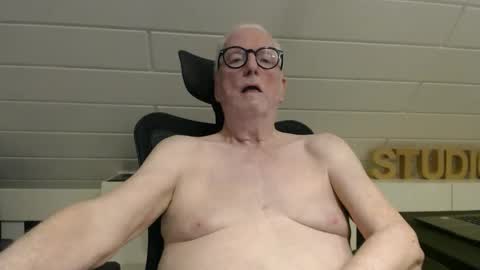 JamesGreyhound70 online show from March 22, 2026, 11:52 pm