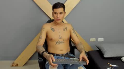 Jamesinked  online show from December 14, 2024, 8:18 pm
