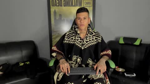 Jamesinked  online show from December 23, 2024, 1:18 am