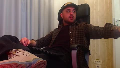 JamesMyers online show from December 15, 2025, 7:01 am