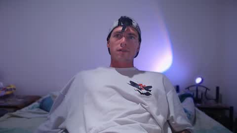 jamesss____ online show from February 12, 2025, 3:51 am