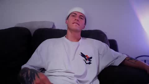 jamesss____ online show from March 7, 2025, 5:28 pm