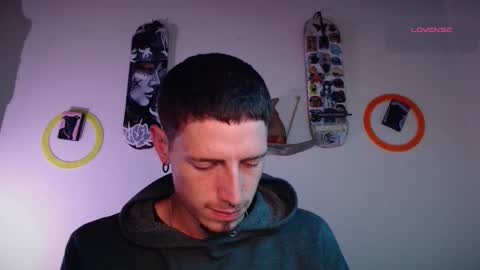 jamesss____ online show from November 4, 2025, 3:27 am