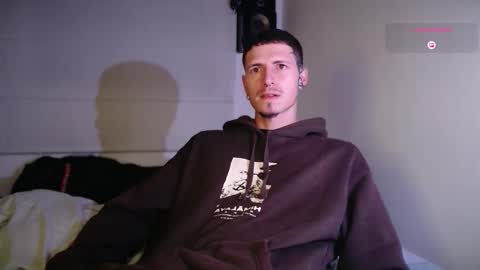 jamesss____ online show from November 19, 2025, 3:06 am