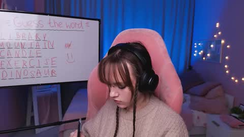 jamie_chung online show from February 20, 2026, 6:19 am