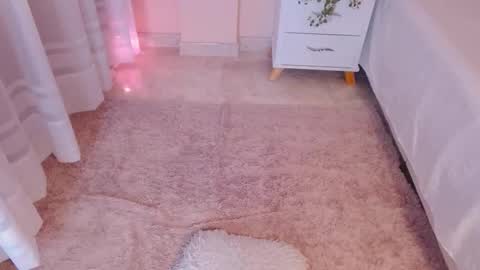 Jamie femboy online show from October 24, 2025, 9:11 pm