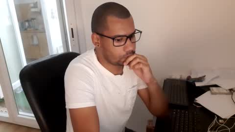 Jamie Lonnas online show from October 2, 2025, 7:37 am