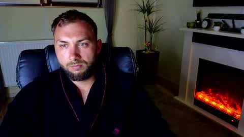 Snapshot of jamienoxus chatting on May 18, 2026, 6:08 am Robbie online show from May 18, 2026, 6:08 am