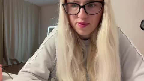 Snapshot of jamikaweicht chatting on June 6, 2026, 9:30 pm Nicole online show from June 6, 2026, 9:30 pm