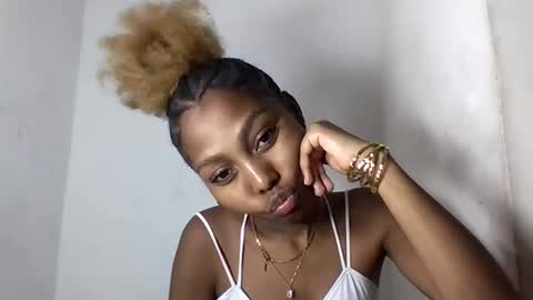 jamila531017 online show from May 30, 2026, 10:29 pm