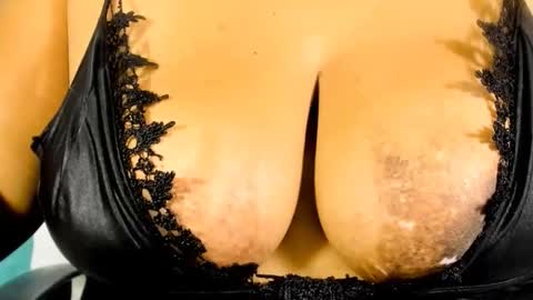 jan_milkhot online show from October 24, 2025, 3:14 am