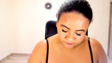 jan_milkhot online show from June 4, 2026, 3:18 pm