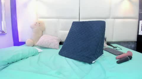 Jana Hancock online show from April 24, 2026, 2:08 pm