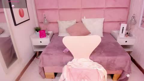 Janah Myers online show from October 25, 2025, 1:24 am