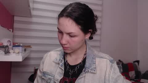 Snapshot of jane_r chatting on February 15, 2026, 1:46 am Jane online show from February 15, 2026, 1:46 am