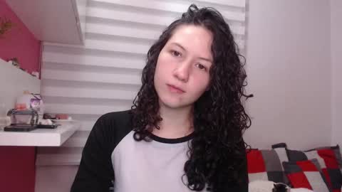 Snapshot of jane_r chatting on February 24, 2026, 11:36 pm Jane online show from February 24, 2026, 11:36 pm