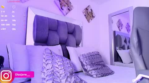 Jennifer online show from February 24, 2026, 7:12 pm