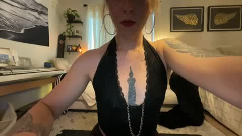 janeee24 online show from August 7, 2026, 9:06 pm