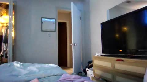 MaggieJane online show from March 3, 2026, 6:19 am