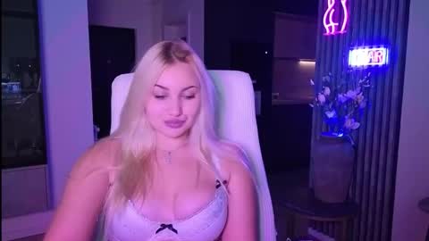 Jane online show from October 28, 2025, 7:38 pm