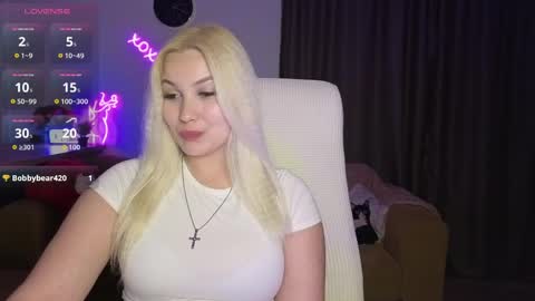 Jane online show from April 21, 2026, 7:17 pm