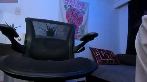 Snapshot of janeruss_ chatting on April 24, 2026, 3:53 am Jane online show from April 24, 2026, 3:53 am