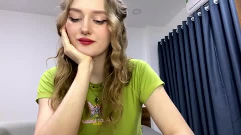 Janie online show from April 21, 2026, 11:38 am